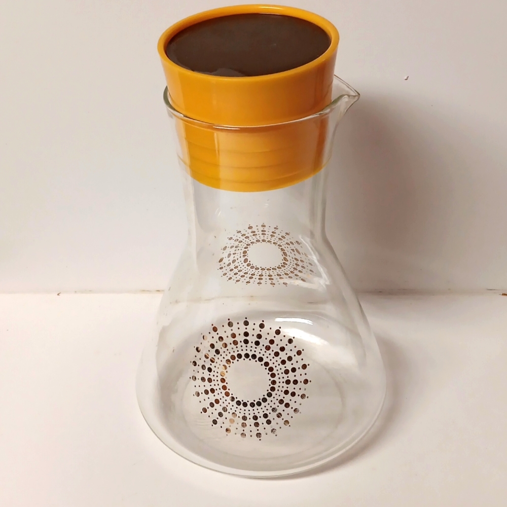 Pyrex juice decanter
